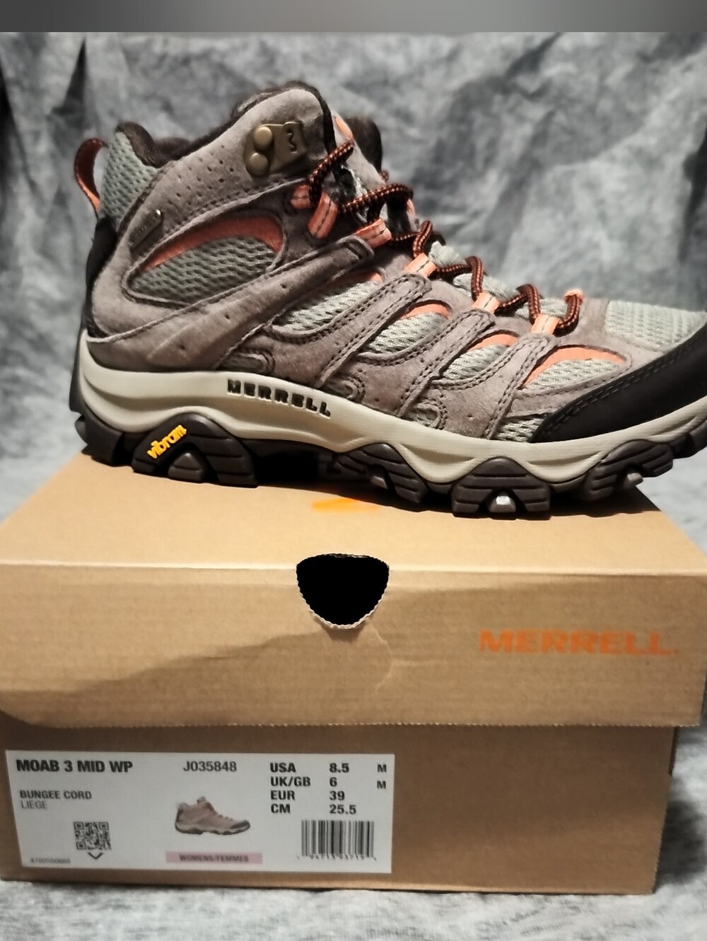 Merrell MOAB 3 Mid WP Women’s Size 8.5 Hiking Boot - Grey with Orange Accents